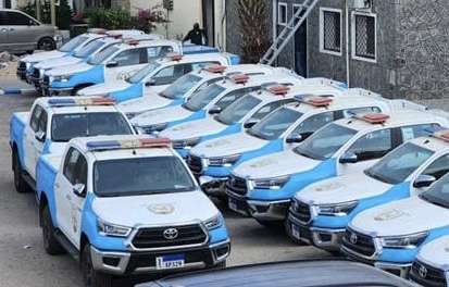 بدعم إماراتي.. شرطة أمن العاصمة عدن تتسلم دفعة جديدة من الدوريات الأمنية