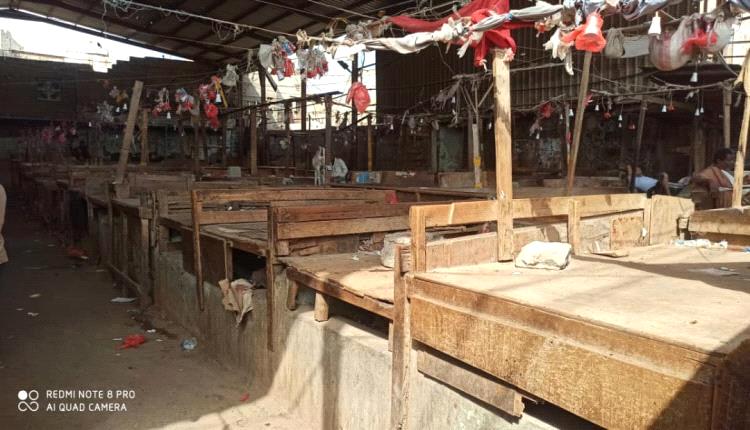 إضراب باعة القات في حوطة لحج احتجاجا على رفع الضريبة